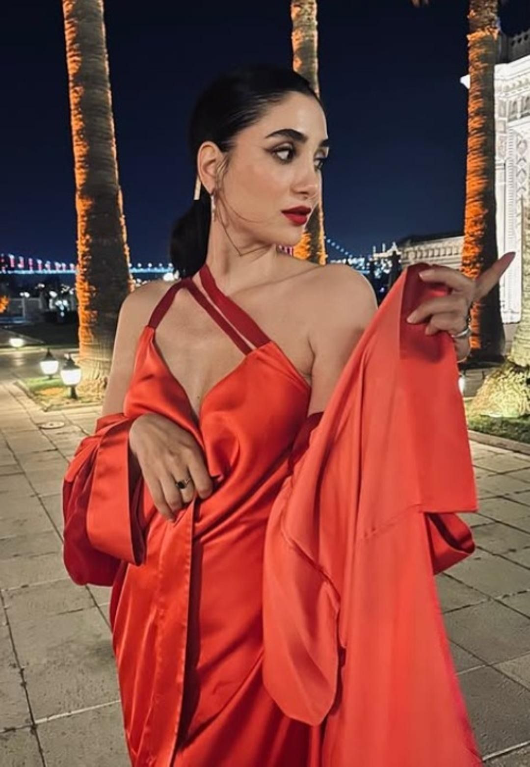 Sitare Akbaş’ın yeni aşkı olay oldu! Zeyno rolüyle hafızalara kazınmıştı - Sayfa 3