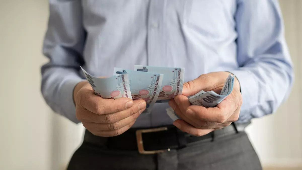 15 TEMMUZ'DA BANKALAR AÇIK MI? 15 Temmuz Salı Bankalar Kapalı Mı, Havale, EFT, FAST Yapılır Mı? - Sayfa 2