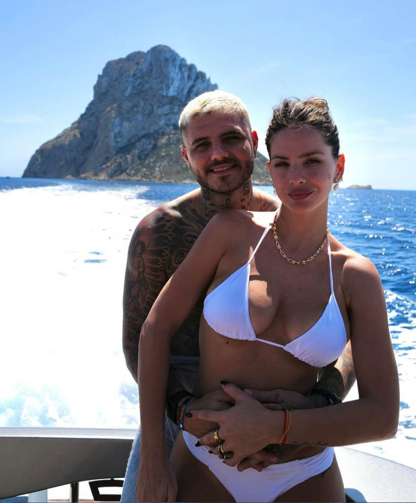 Wanda Nara'yı kıskandıracak paylaşım: Icardi ve China Suarez'den sarmaş dolaş tekne pozu! - Sayfa 1
