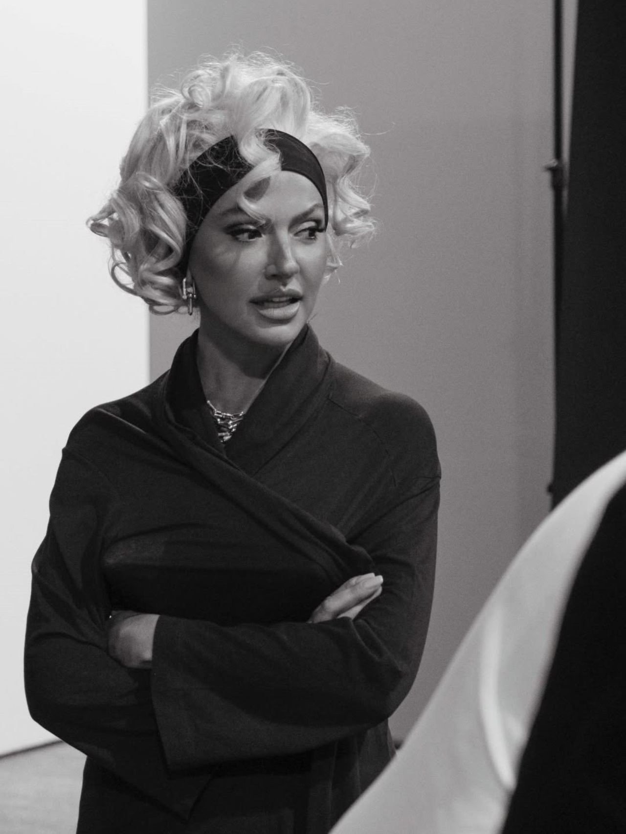 Hadise'den çok konuşulacak itiraf! "Ne sahnede, ne aynada..." - Sayfa 2