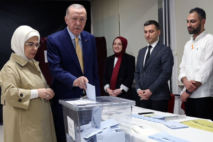 CHP’den sonra AKP de rakamları açıkladı! Siyasette anket gerilimi - Sayfa 3