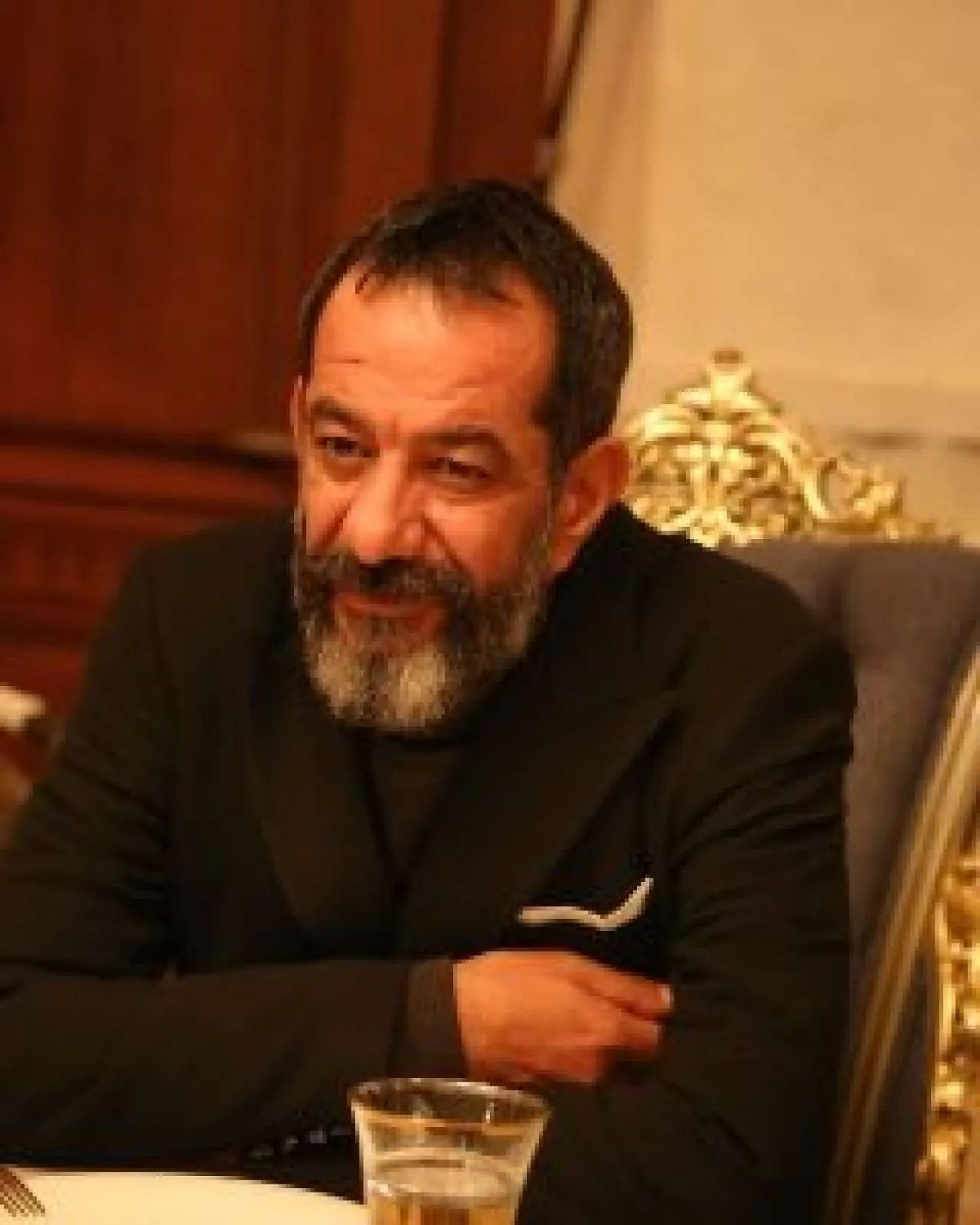 Hudutsuz Sevda'nın Şeref'i Emre Törün Kimdir, Nereli? Emre Törün Neden Vefat Etti, Hastalığı Neydi? - Sayfa 1