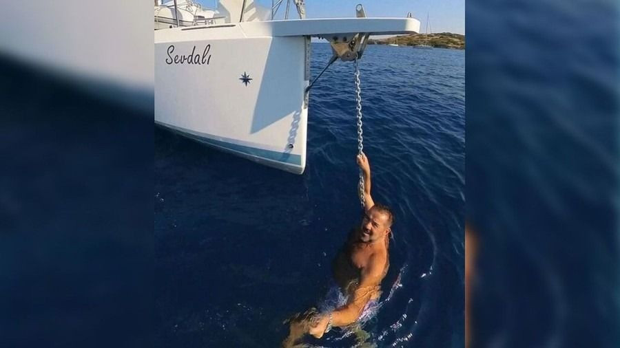 Ata Demirer’den denizaltı şov! Ahtapotla yüz yüze geldi - Sayfa 4