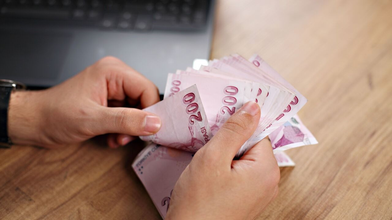 4C EMEKLİ MAAŞ ZAM FARKI ÖDEME TARİHLERİ | Emekli Sandığı (4C) maaş zam farkları ne zaman yatacak? - Sayfa 1
