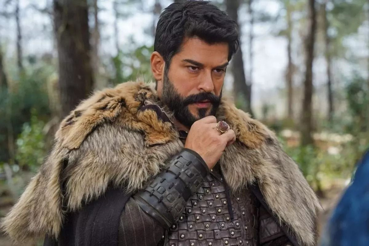 Burak Özçivit, Kuruluş Osman’dan ayrılıyor! Nedeni ortaya çıktı… - Sayfa 1