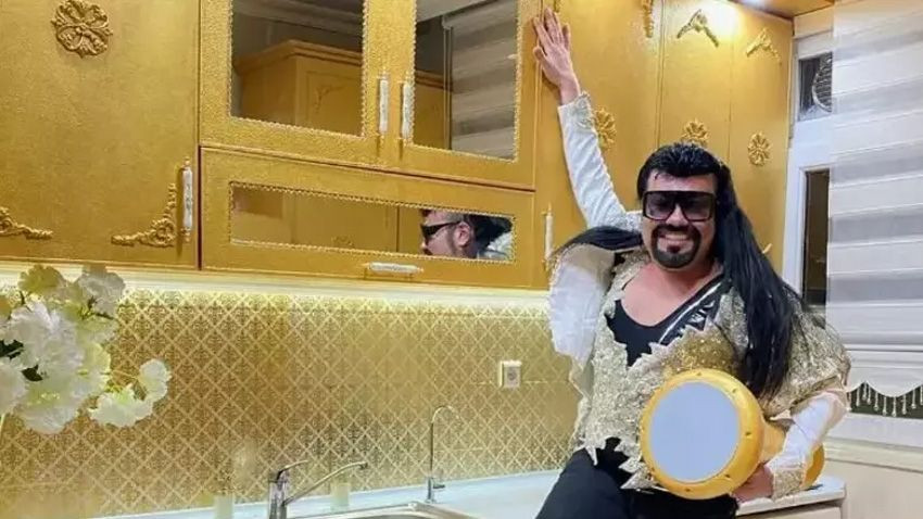 Kobra Murat peruğunu çıkardı! Saçsız halini görenler şoke oldu - Sayfa 1