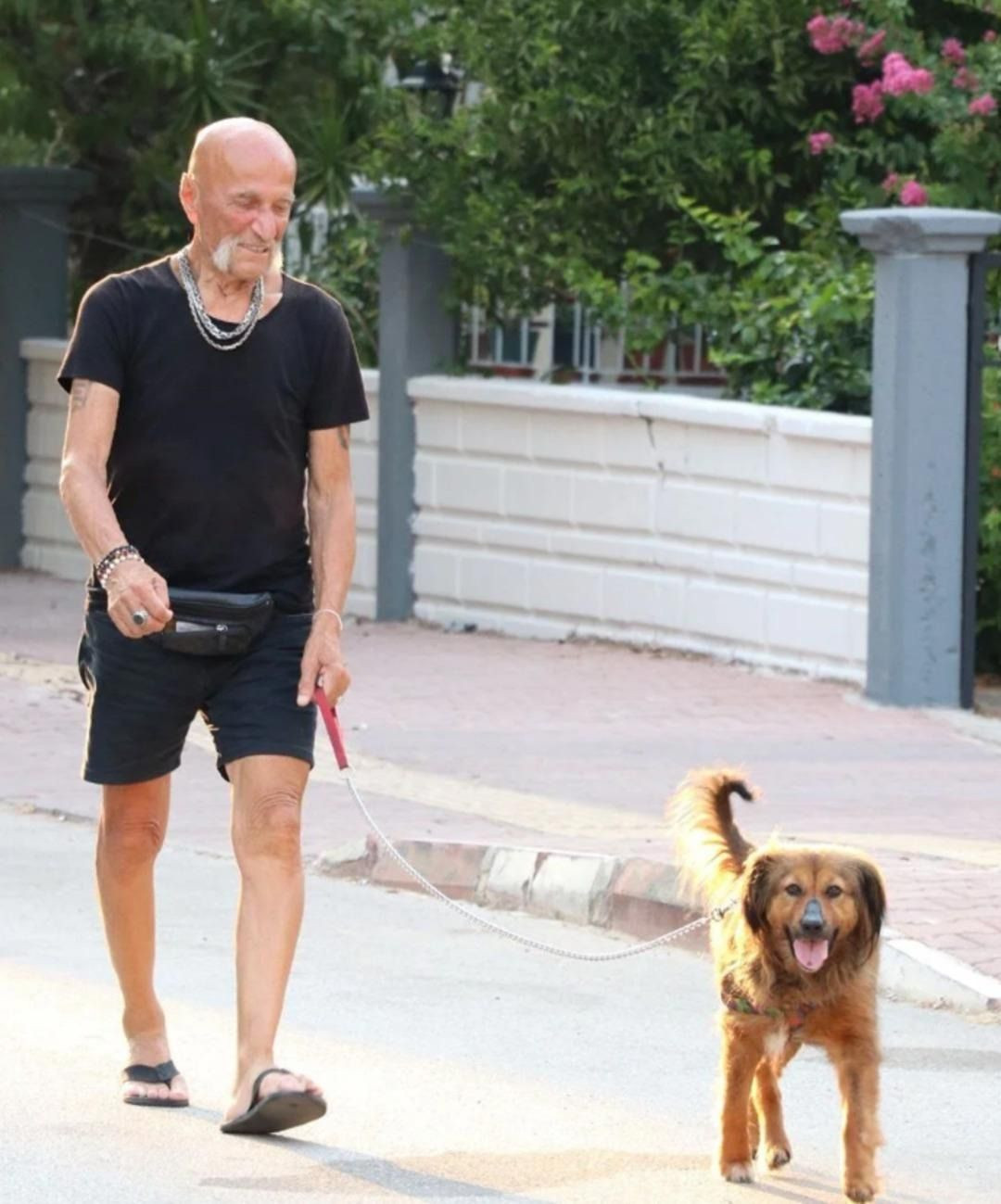 Yeşilçam'ın efsanesinin son hali sevenlerini üzdü! Önce kızını sonra eşini kaybetti... - Sayfa 2