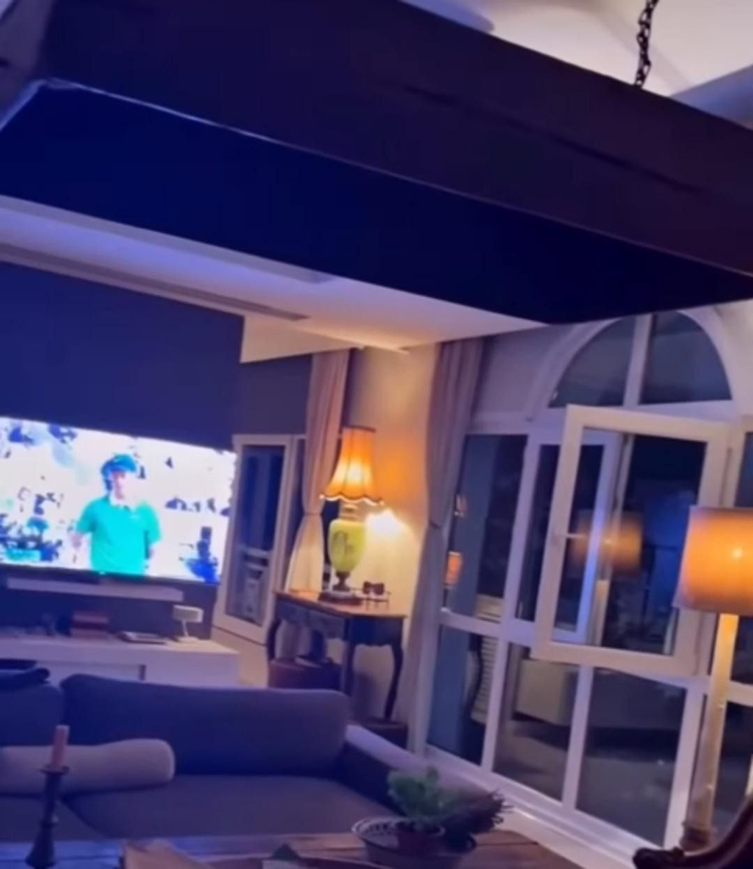 Avşar Kızı’nın Boğaz manzaralı lüks salonu göz kamaştırdı: "Böyle evim olsa evden çıkmam" - Sayfa 2