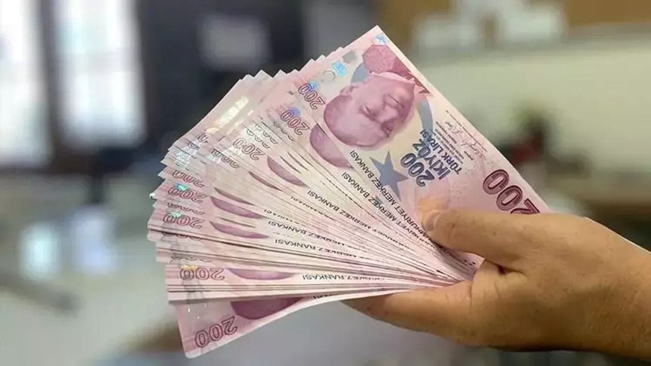 ASGARİ ÜCRETE ARA ZAM-EK ZAM SON DAKİKA (AĞUSTOS 2025) || Asgari ücrete ikinci zam yapılacak mı? - Sayfa 1