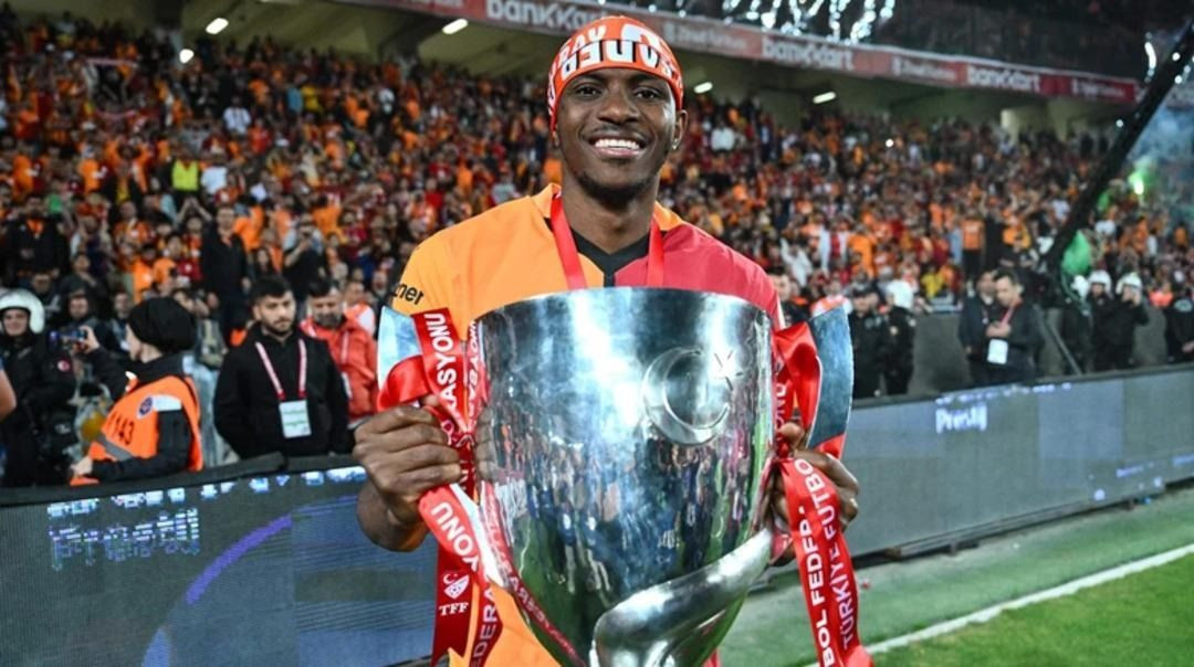 Victor Osimhen İstanbul'da... Gelir gelmez rekor kırdı - Sayfa 8