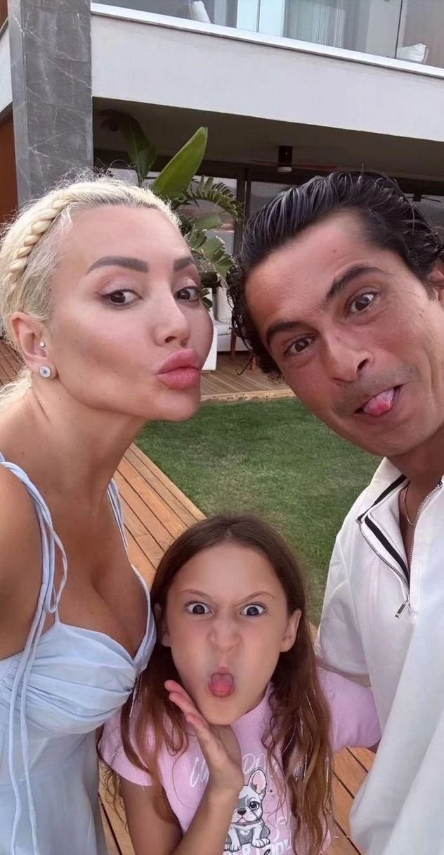 Bir dargın bir barışık! İsmail Hacıoğlu, ikinci kez nikah kıydı! - Sayfa 3