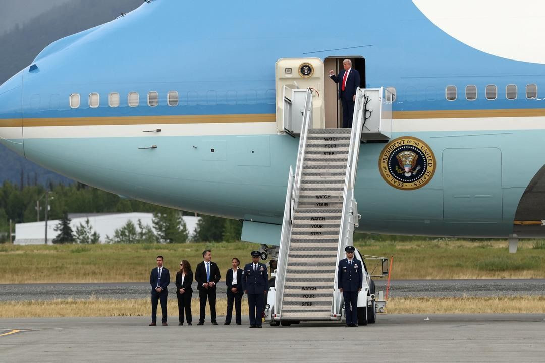 Trump ve Putin buluştu, ilk kareler geldi! Alaska’da tarihi zirve - Sayfa 2