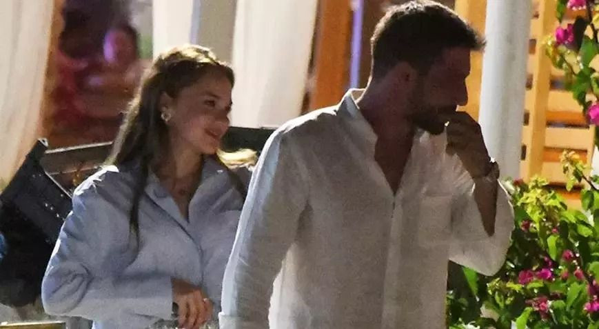 Miray Daner'in sevgilisi Özlem Çerçioğlu'nun oğlu çıktı: Yorum yağdı - Sayfa 1