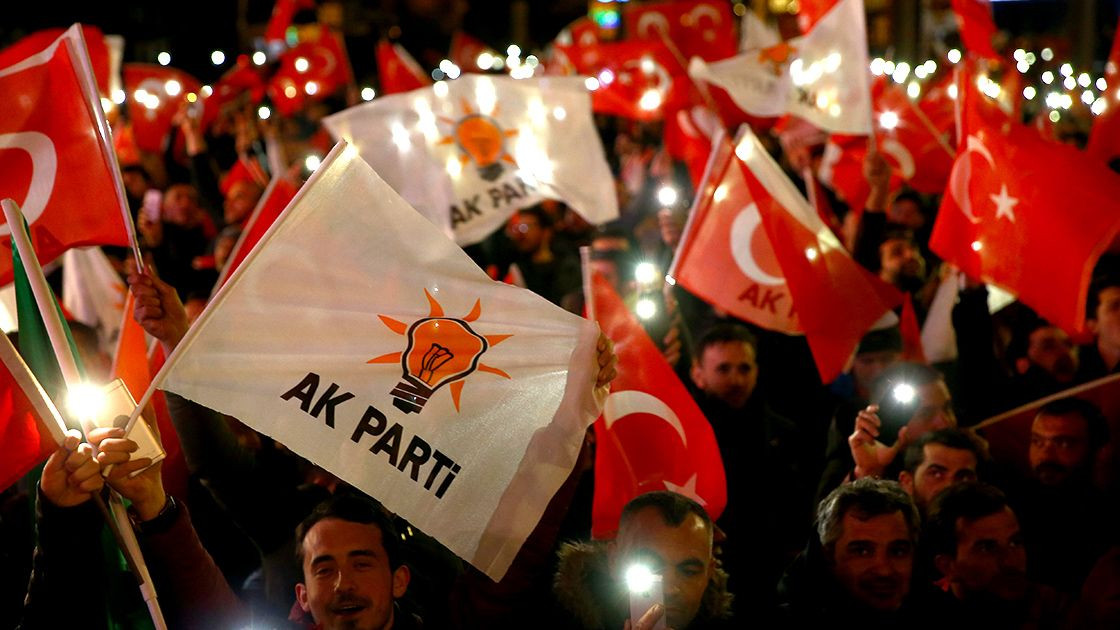 Deniz Zeyrek’ten çarpıcı AK Parti iddiaları! ‘Teşkilatlardan bile gizli bir şekilde…’ - Sayfa 7