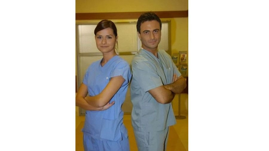 “Ela’yı nikâh masasında bırakmıştı! Kutsi’den yıllar sonra gelen Doktorlar itirafı” - Sayfa 1