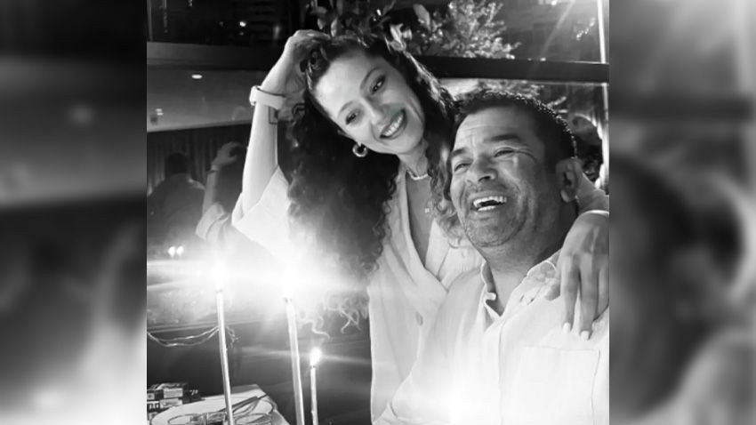 Bülent Şakrak kendisinden 16 yaş küçük sevgiliyle doğum gününü kutladı! Peş peşe paylaşımlar geldi - Sayfa 1