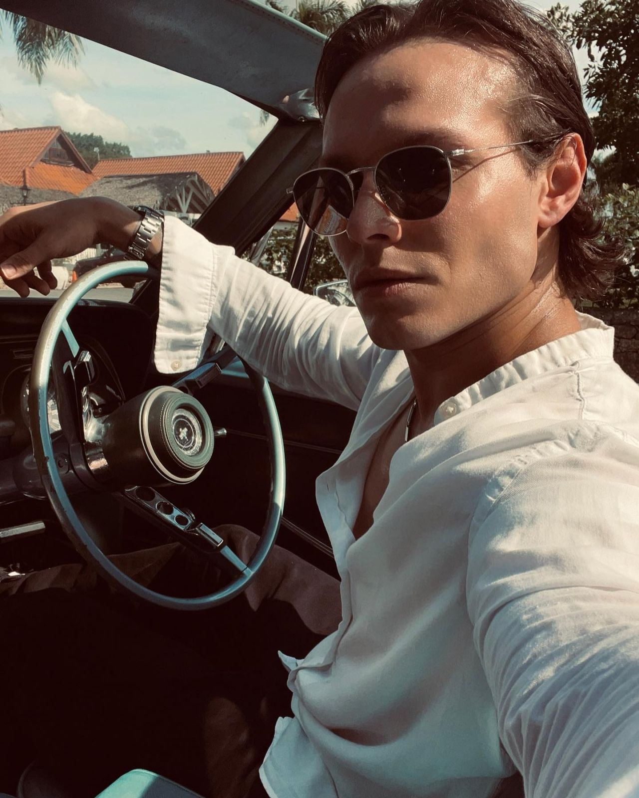 Survivor sunucusu trafik kazası geçirdi: Aracını kamyonetin altından çıkardılar - Sayfa 3