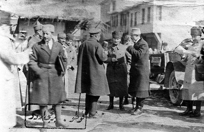 Kocatepe'den İzmir'e: Türk Milleti'nin bağımsızlık destanı - Sayfa 9