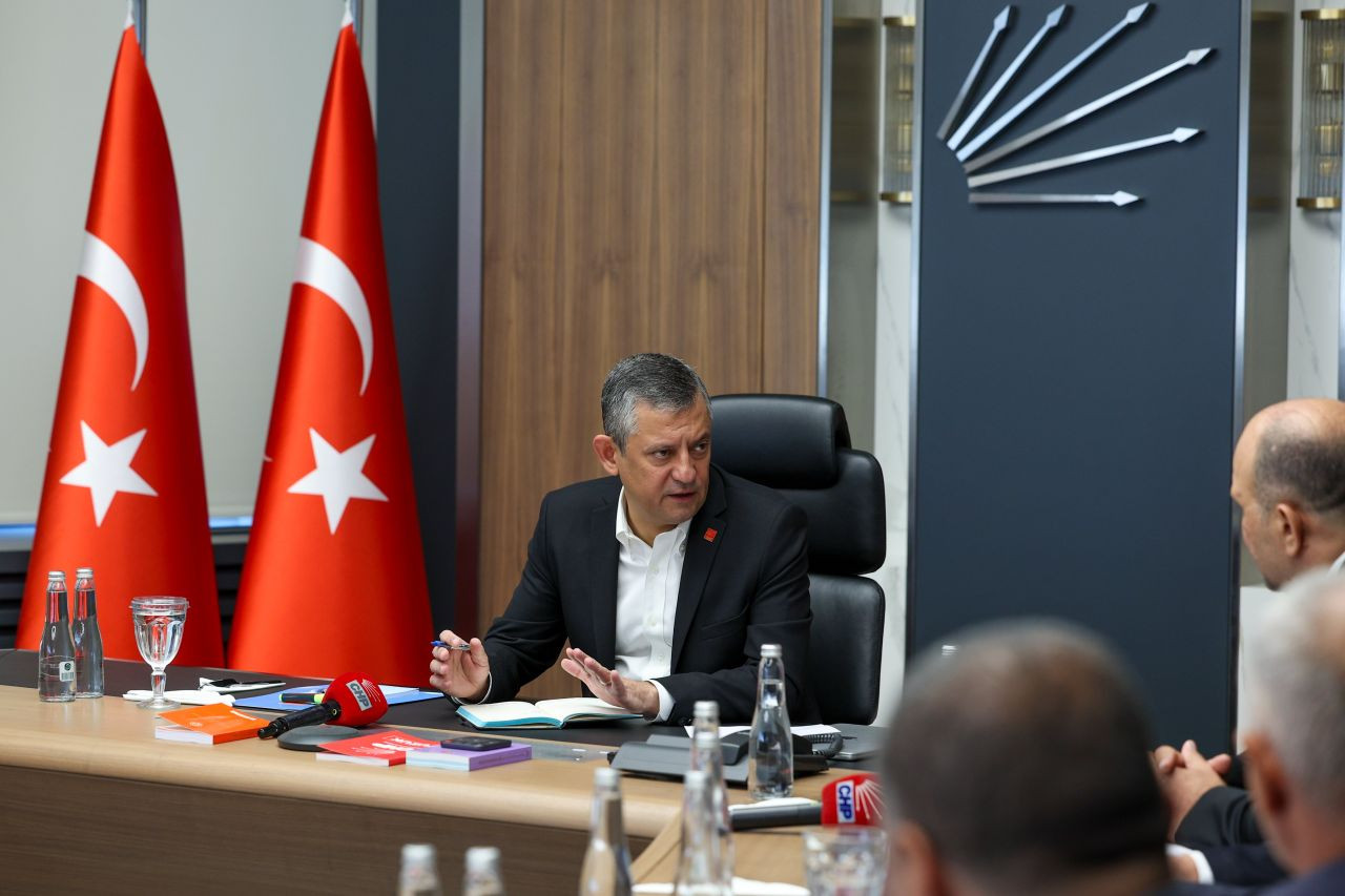 Özgür Özel'den istifa ve komisyon kararı! O iddialara dair flaş kulisler… - Sayfa 2