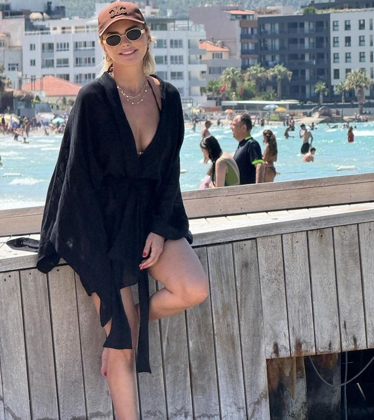 Ece Erken'den Defne Samyeli'yle ilgili bomba iddia! “Kalçası dahil her yeri estetik!” - Sayfa 3