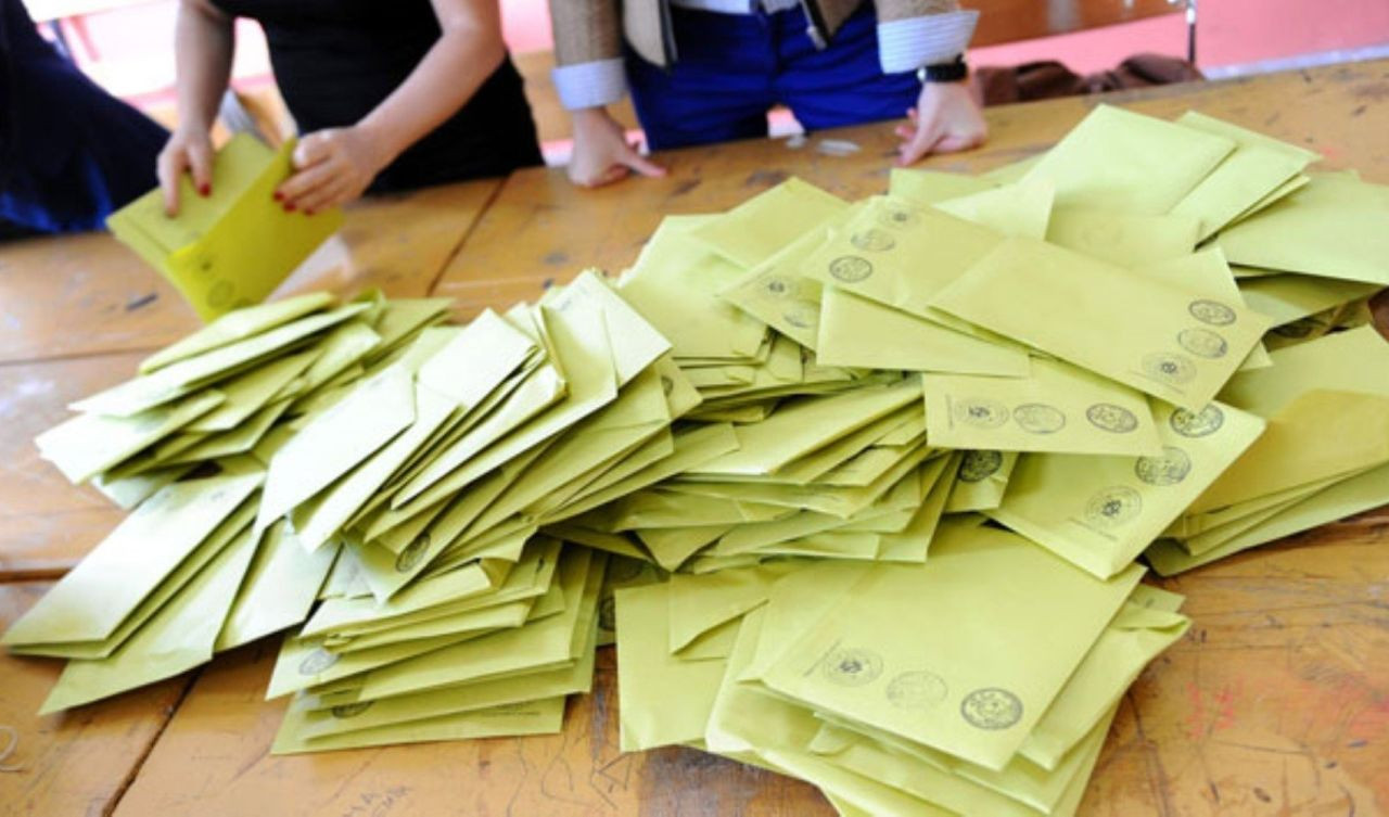 Gençlerin gözdesi genel başkan beli oldu! 17-26 yaş grubu en çok onu seviyor! - Sayfa 4