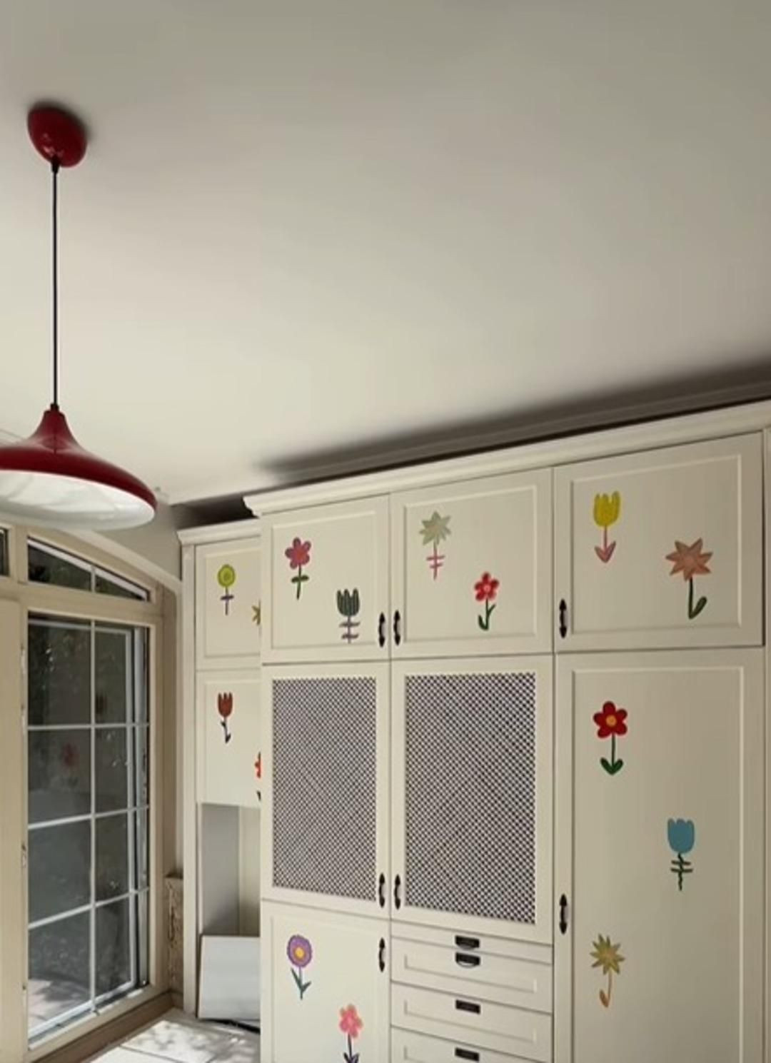 Berfu Yenenler ve Eser Yenenler'in yeni evi sosyal medyada gündem oldu! 'Anaokulu gibi' - Sayfa 10