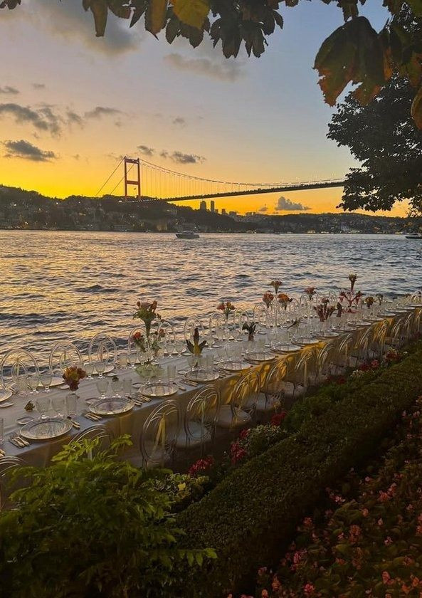 Sosyeteden boğaz manzaralı yalıda doğum günü! Kimler var kimler... - Sayfa 9