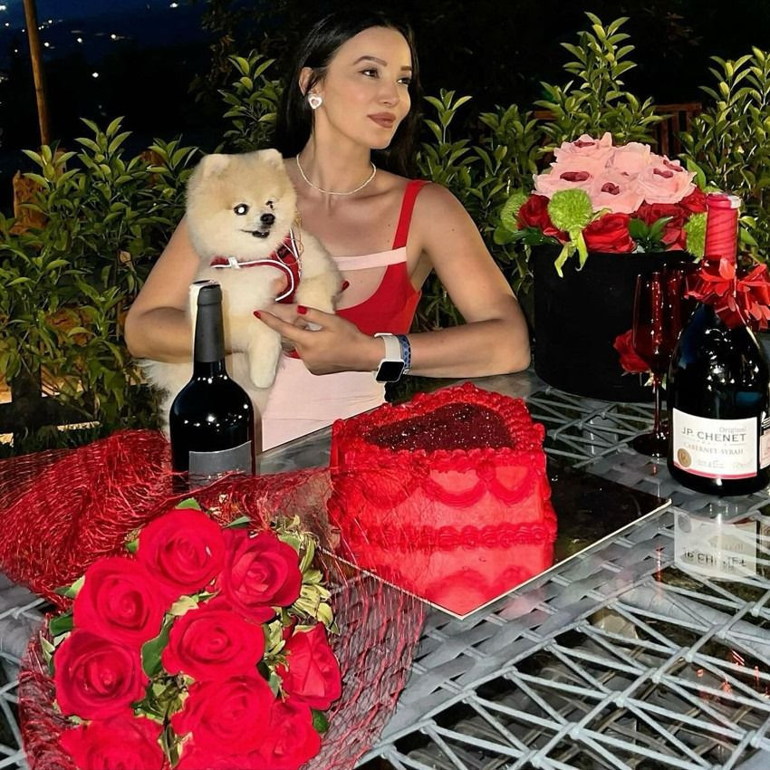 Çarkıfelek'in hostesiydi, güzelliği ile mest etti! Emel Özkızıltaş değişimiyle gündemde... - Sayfa 3