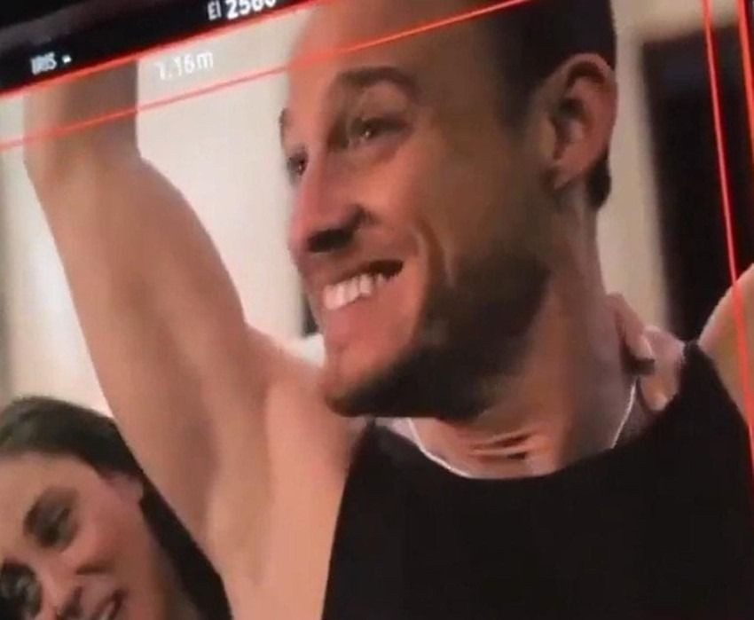 ''Koltuk altı'' sahnesi sosyal medyayı karıştırdı... Netflix dizisinde şoke eden an! - Sayfa 3