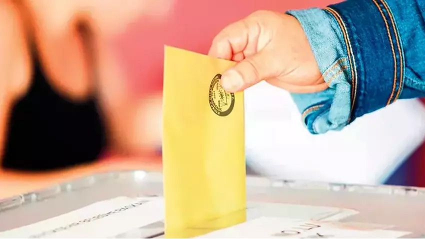 Son seçim anketinde tüm partilere şok! O partinin oyları uçuşa geçti... - Sayfa 8