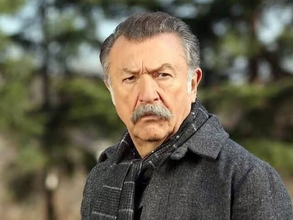 Usta oyuncudan Dilan Polat'a 'sanatçı' çıkışı! 'Mesleğin ne olduğunu anlıyor mu?' - Sayfa 2