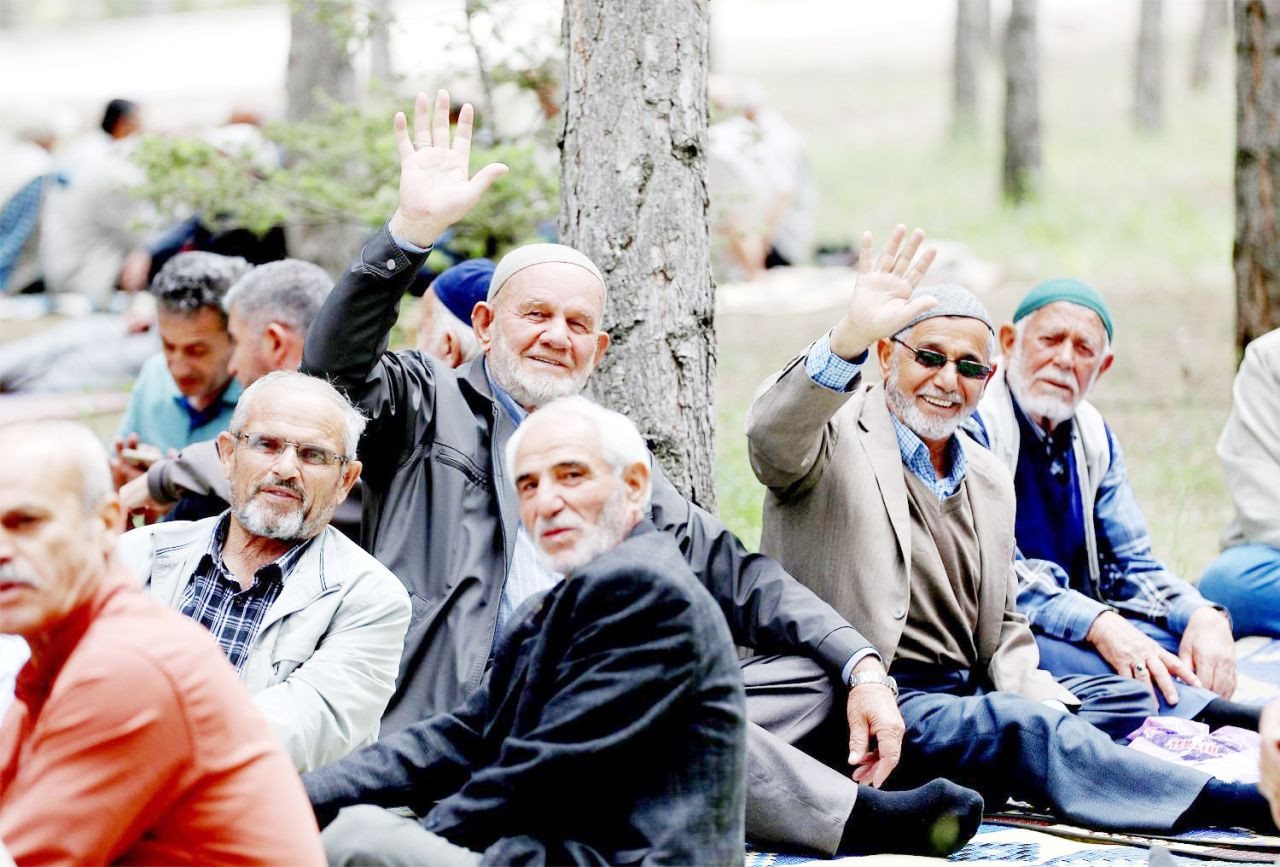 SGK'dan emeklilere tebligat şoku! 3 gün müddet verildi, maaşları faiziyle geri isteniyor - Sayfa 2