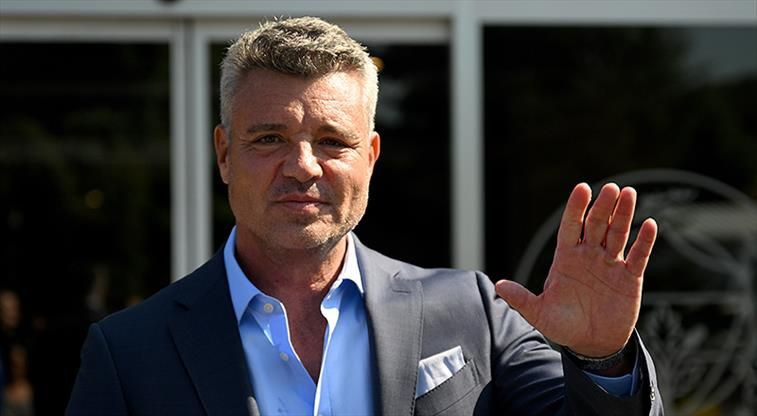 Sadettin Saran'dan genç oyuncuyla samimi pozlar! Yaş farkı olay oldu… - Sayfa 3