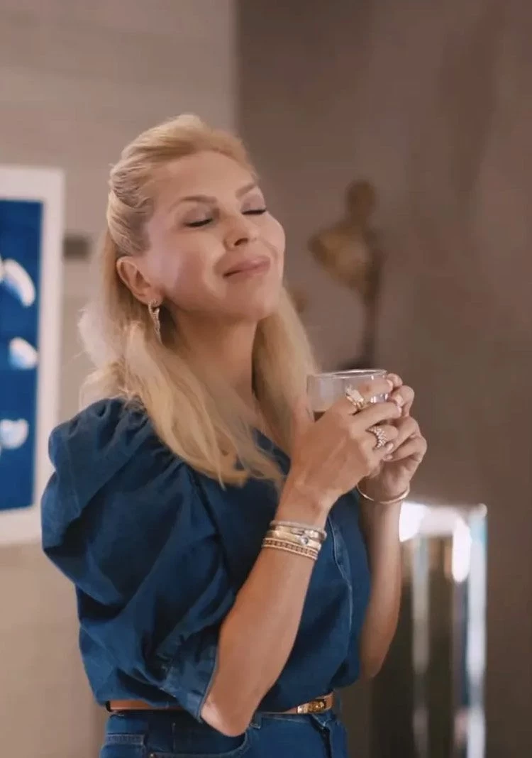 Arzu Sabancı reklam yıldızı oldu - Sayfa 3