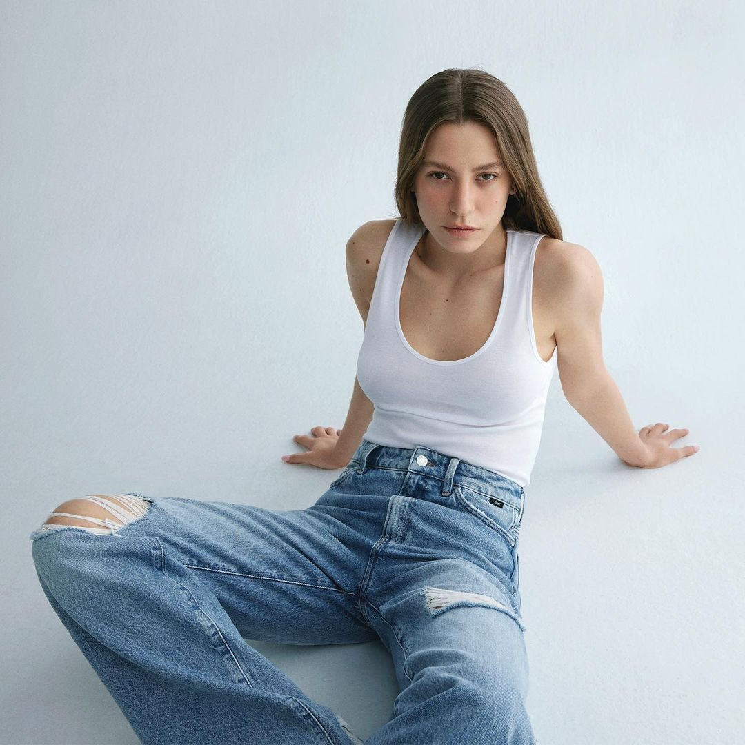 Serenay Sarıkaya'nın yeni reklam anlaşması servet değerinde! Aldığı para dudak uçuklattı… - Sayfa 11