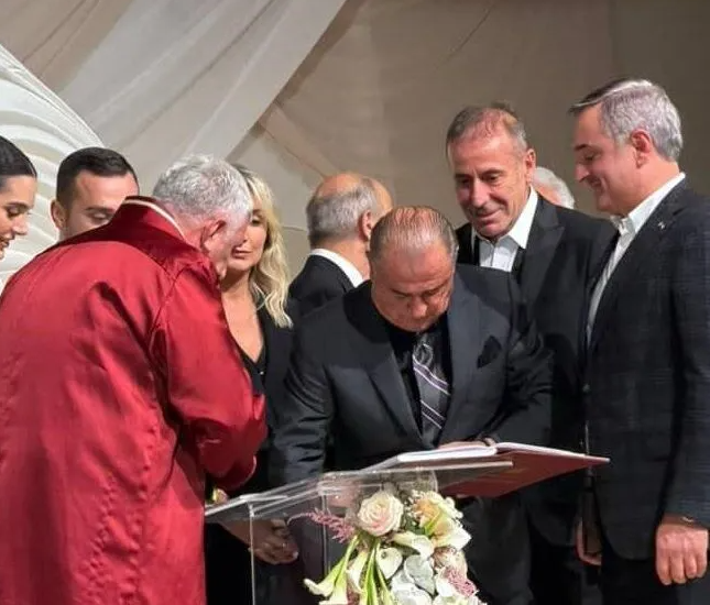 Ecmel Sarıalioğlu kimdir, nereli, kaç yaşında? İstanbulspor Başkanı Ecmel Sarıalioğlu biyografisi - Sayfa 2