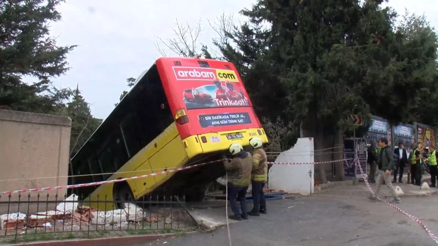 Üsküdar'da İETT'nin korkunç kazası! - Sayfa 4