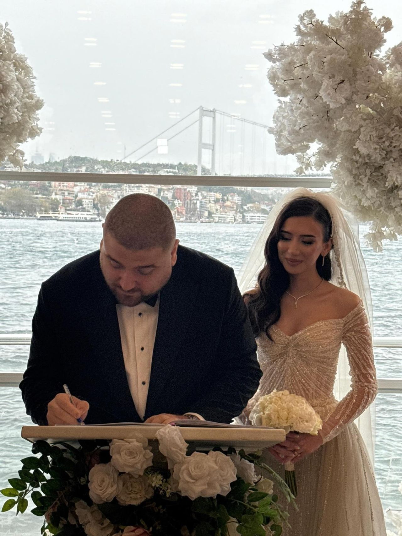 Hasan Arda Kaşıkçı kimdir? Eşi Yağmur Aksoy ile düğünü ünlü akınına sahne oldu! - Sayfa 4