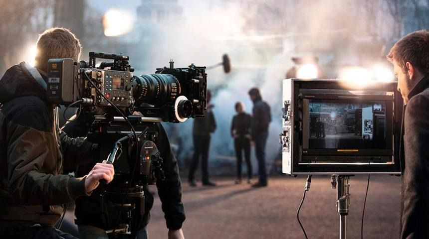 TRT setinde korkutan kaza! Başrol hastaneye kaldırıldı, çekimlere ara verildi! - Sayfa 1