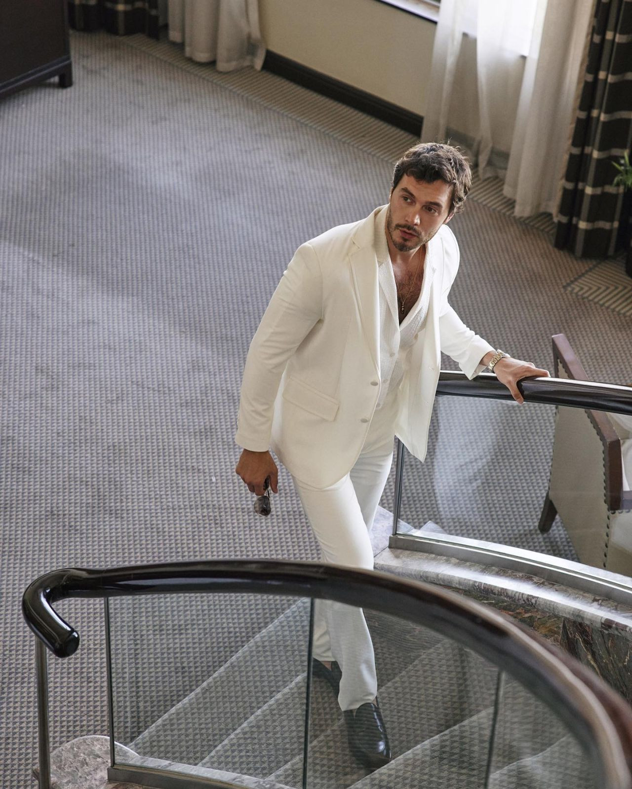 TRT setinde korkutan kaza! Başrol hastaneye kaldırıldı, çekimlere ara verildi! - Sayfa 4