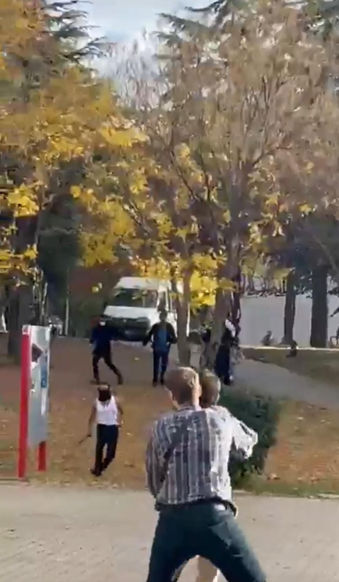 Hacettepe Üniversitesi'nde dehşet anları! Ellerinde pala yüzlerinde maske... - Sayfa 3