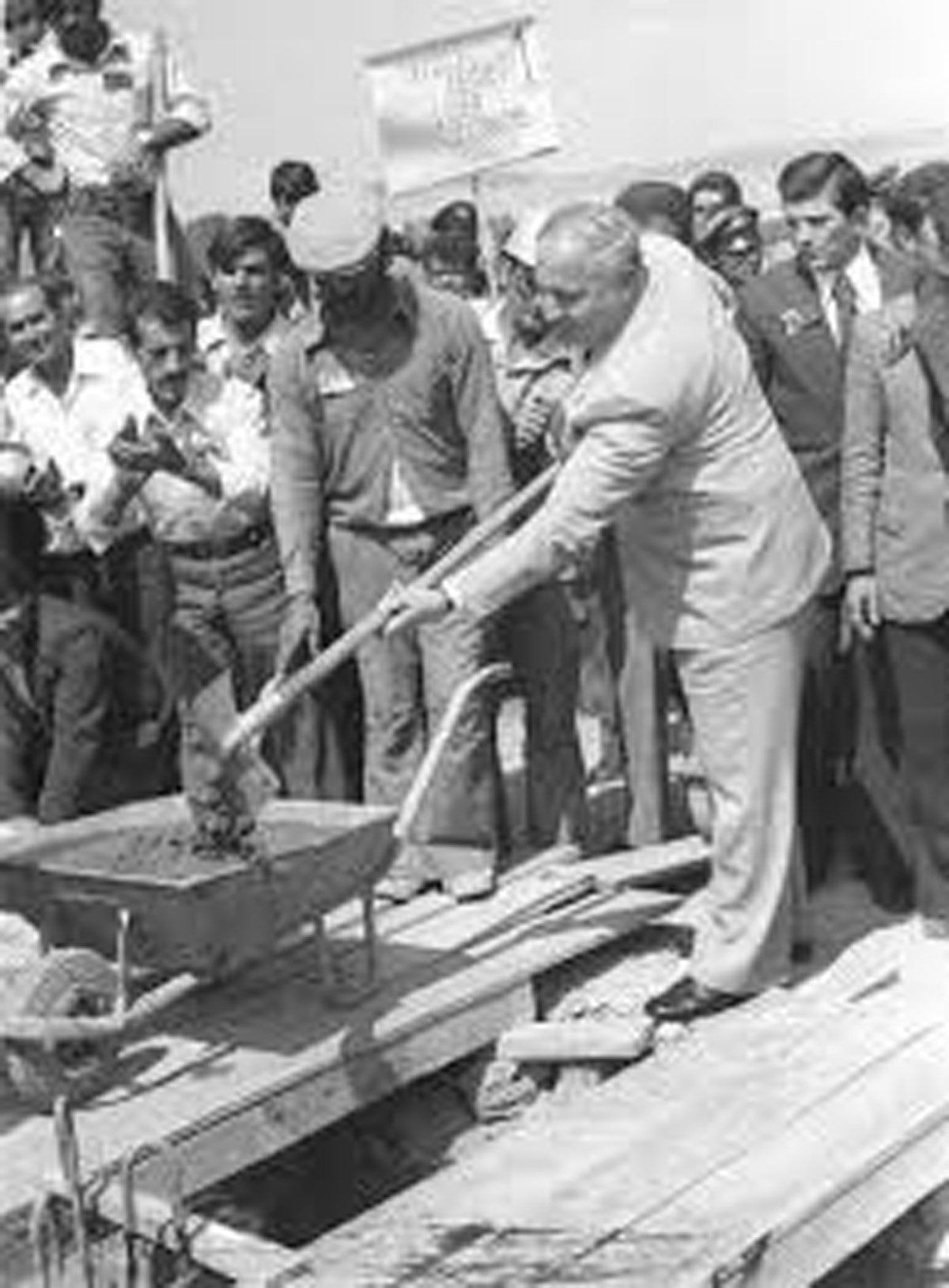 Fatih Erbakan’dan Erdoğan’ın o sözlerine tepki! ‘Bu iktidar babamın fabrikalarını sattı!..’ - Sayfa 4