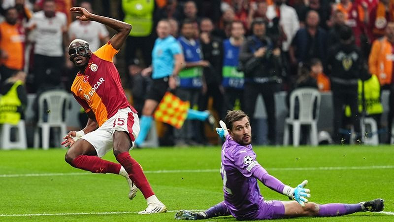 Futbol tarihine geçecek rakam: Galatasaray Osimhen'in bonservisini belirledi! - Sayfa 1