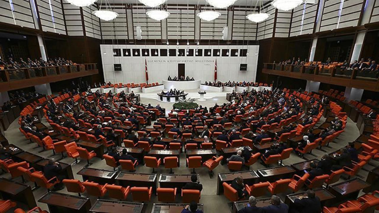 Anayasa hesapları değişti: 14 eksik kaldı… 3 milletvekili daha AK Parti’ye katılacak! - Sayfa 2