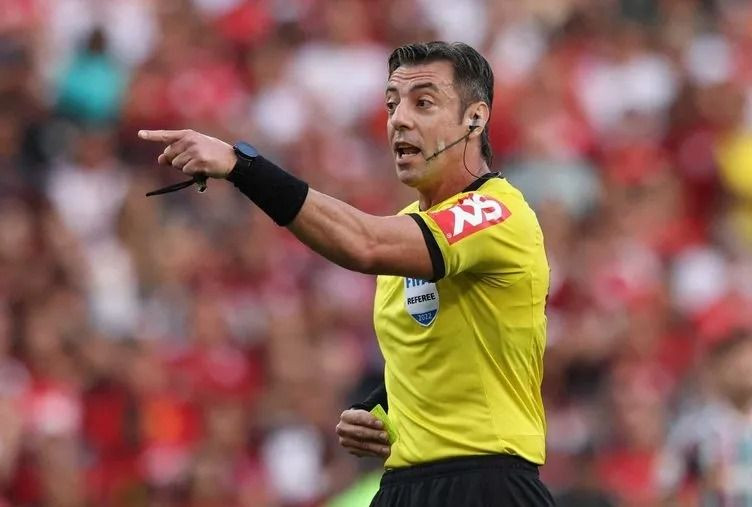 Dünyanın en iyi 10 futbol hakemini duyurdular! İşte zirvenin sahibi… - Sayfa 3