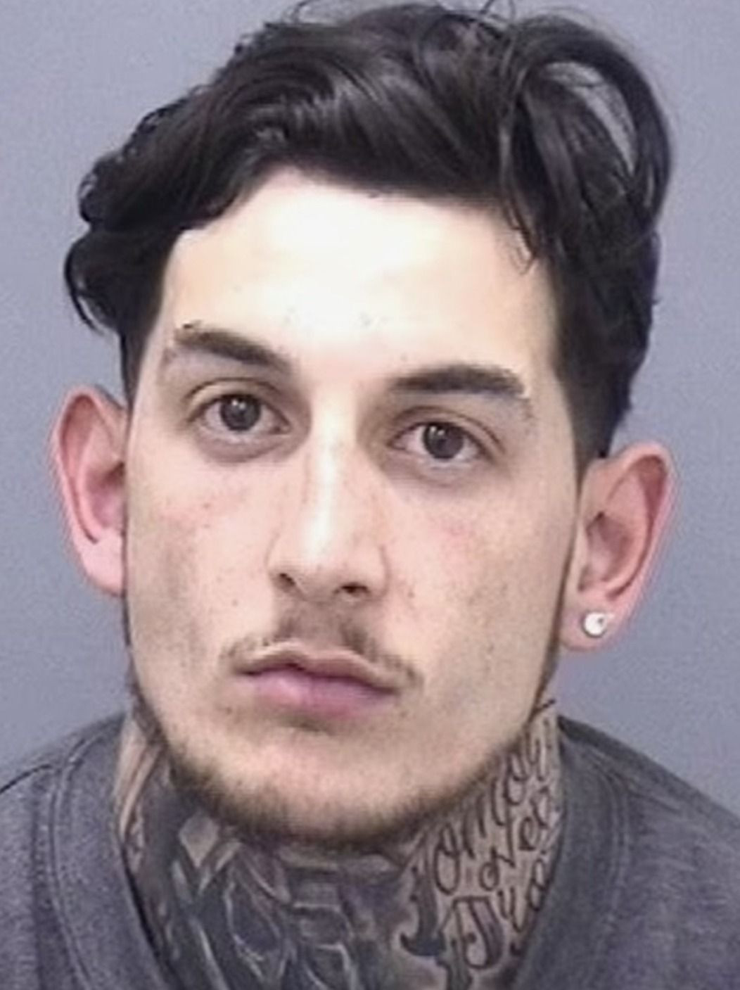 Gardiyan ve mahkum mescidde cinsel ilişkiye girmek için kapıya adam dikmiş - Sayfa 7