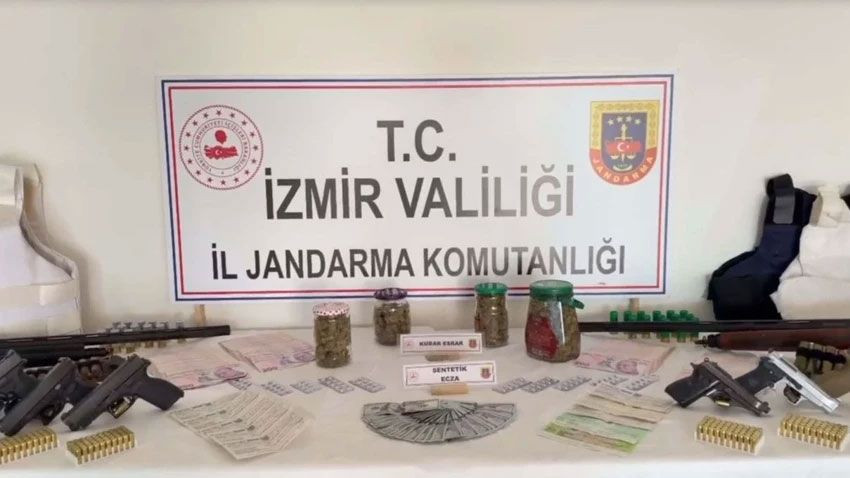 Eş zamanlı operasyonla dev çete çökertildi! Banka hesapları dudak uçuklattı - Sayfa 4