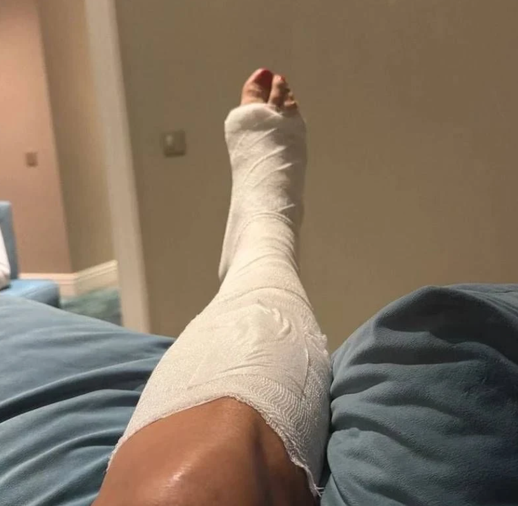 Işın Karaca sevenlerini korkuttu! Hastaneden paylaşım yaptı - Sayfa 3