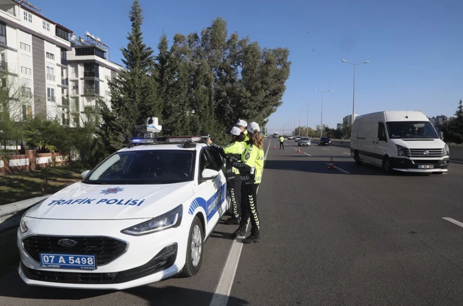 Trafikte yeni dönem! Yapay zekalı radarlar devrede - Sayfa 1