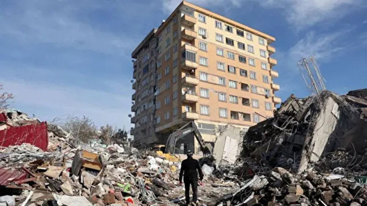 Türkiye'nin yer kabuğu parçalanıyor! Eski teori çürüdü, deprem gerçeğinde yeni sayfa! - Sayfa 4